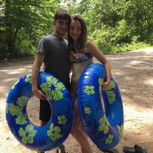 Meet your Posher, Addy